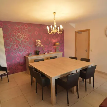 Gorgeous Holiday In Neufch Teau Ardennes With Sauna Vakantiehuis