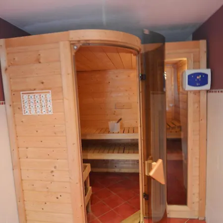Vakantiehuis Gorgeous Holiday In Neufch Teau Ardennes With Sauna